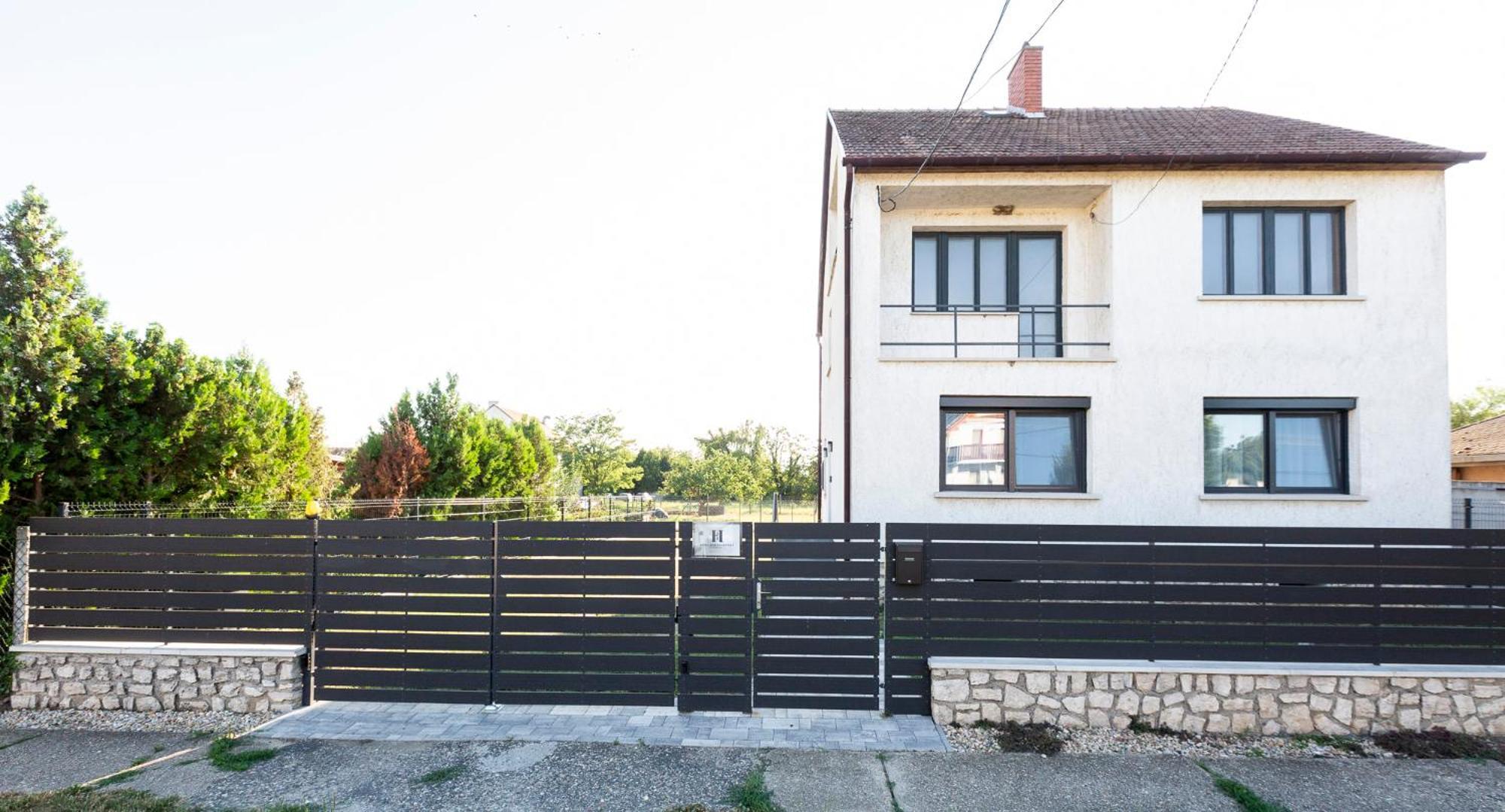 Horvath Apartman Fertod Luaran gambar