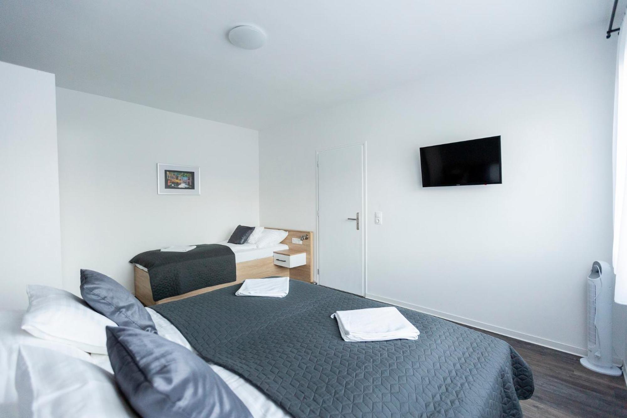 Horvath Apartman Fertod Luaran gambar